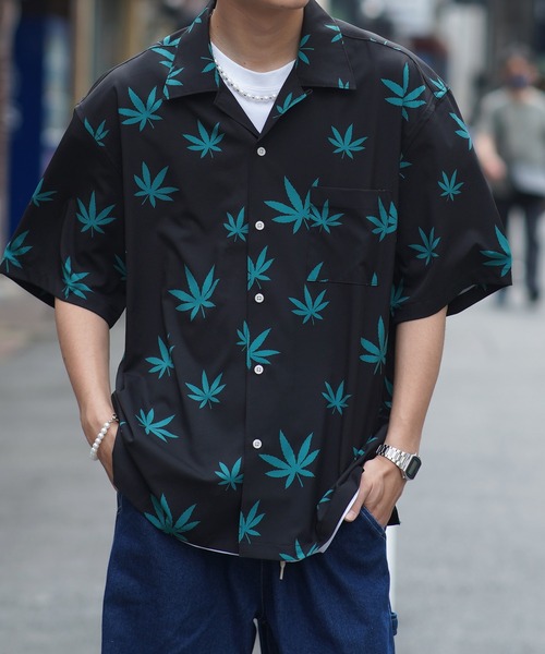 SPINNS（スピンズ）の「【ゆったりシルエット】リーフ総柄デザイン 半袖オープンカラーシャツ（シャツ/ブラウス・メンズ・ホワイト/ブラック・ONESIZE）」の10枚目の写真