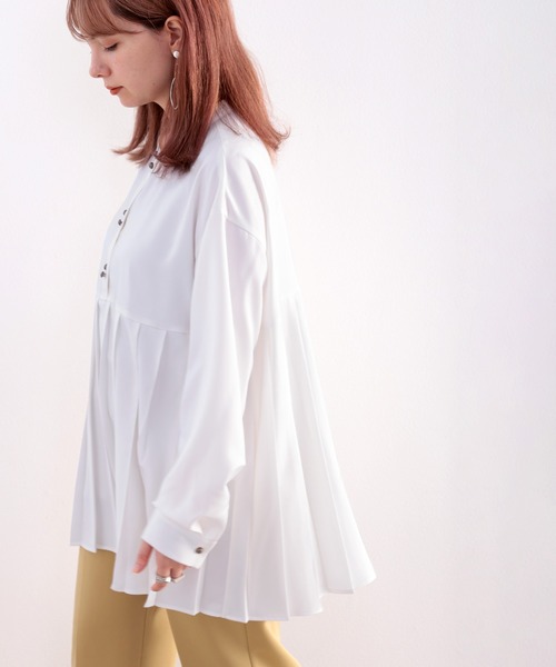 classicalelf(クラシカルエルフ)の「ふわり、揺れ動く。2way楽しめるプリーツブラウス。(シャツ/ブラウス・レディース・ホワイト/ライトグレー/ブラック/ベージュ・MEDIUM/LARGE/X-LARGE)」の17枚目の写真