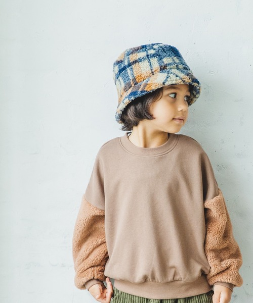 pairmanon（ペアマノン）の「【万能スウェット】ボア切替 ビッグシルエットトレーナー（スウェット・キッズ・ブラック/ブラウン/モカ/グレイッシュベージュ/ミント・140/150/90/100/110/120/130）」の2枚目の写真