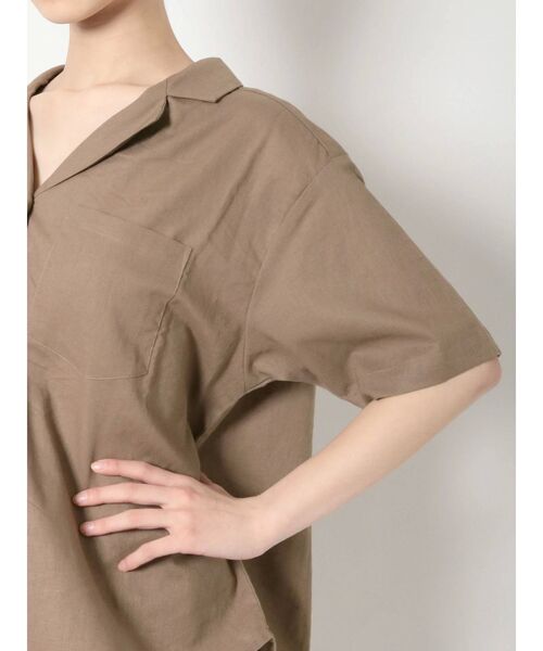EVRIS（エヴリス）の「リネンブレンドオープンカラーシャツ（シャツ/ブラウス・レディース・ブラウン/アイボリー・FREE）」の16枚目の写真