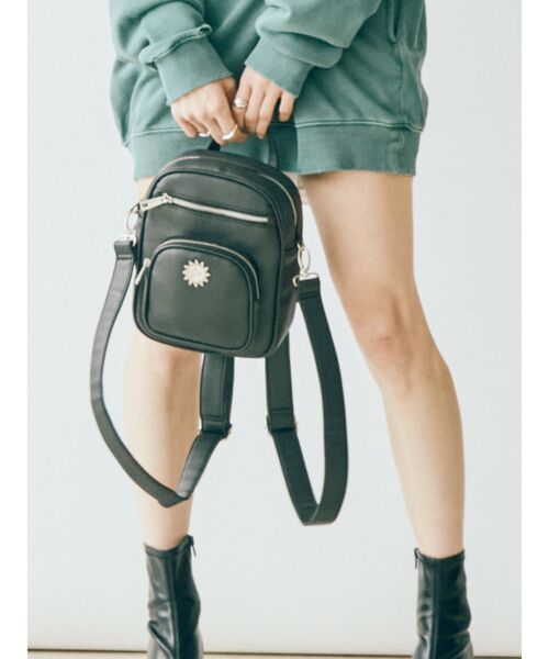 EVRIS（エヴリス）の「MULTI WAY バックパック（バックパック/リュック・レディース・ブラック/アイボリー・FREE）」の3枚目の写真