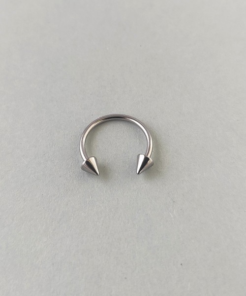 【Kare】【片耳用】 316L サージカルステンレス フープコーンキャッチピアス（ピアス（片耳用））｜tone（トーン）