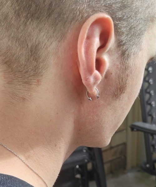 【Kare】【片耳用】 316L サージカルステンレス フープコーンキャッチピアス（ピアス（片耳用））｜tone（トーン）