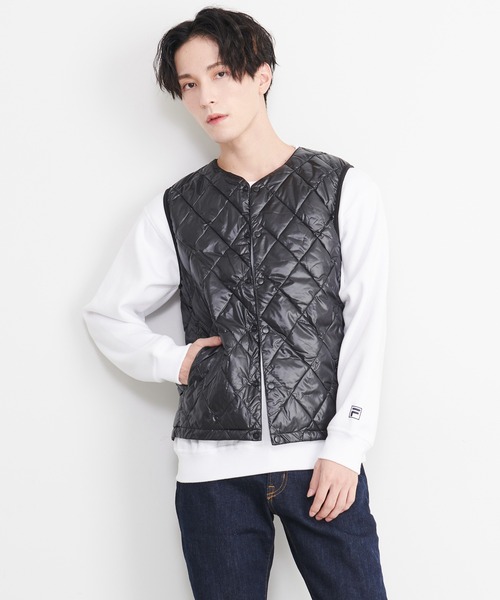 FILA(フィラ)の「FILA/フィラ キルティング 軽量 インナーダウン パッカブル 収納ポーチ付き ダウン ベスト(ダウンベスト・メンズ・ブラック/グレー/ブルー/ネイビー・M/LL/L)」の5枚目の写真