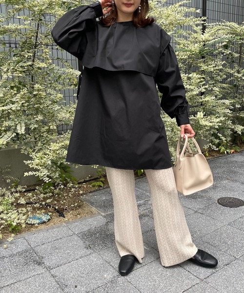 4youstory（フォーユーストーリー）の「サイドリボンケープシャツ（シャツ/ブラウス・レディース・ブラック/オフホワイト/マスタード/モカ・MEDIUM）」の11枚目の写真