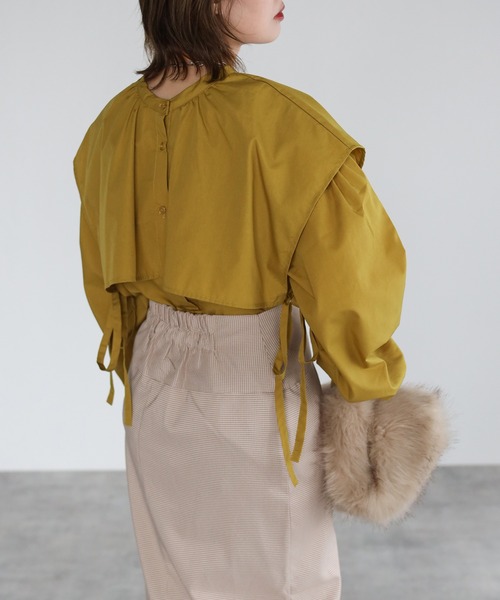 4youstory（フォーユーストーリー）の「サイドリボンケープシャツ（シャツ/ブラウス・レディース・ブラック/オフホワイト/マスタード/モカ・MEDIUM）」の21枚目の写真