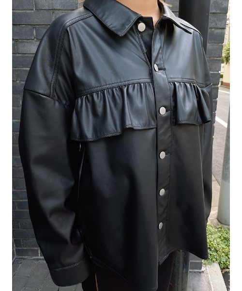 ENVYM（アンビー）の「レザーライクフリルＳＨ ＪＫ（その他アウター・レディース・ブラック/アイボリー・FREE）」の10枚目の写真