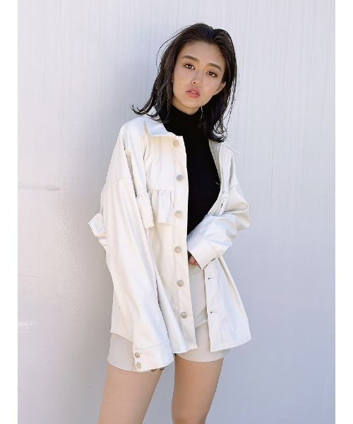 ENVYM（アンビー）の「レザーライクフリルＳＨ ＪＫ（その他アウター・レディース・ブラック/アイボリー・FREE）」の12枚目の写真