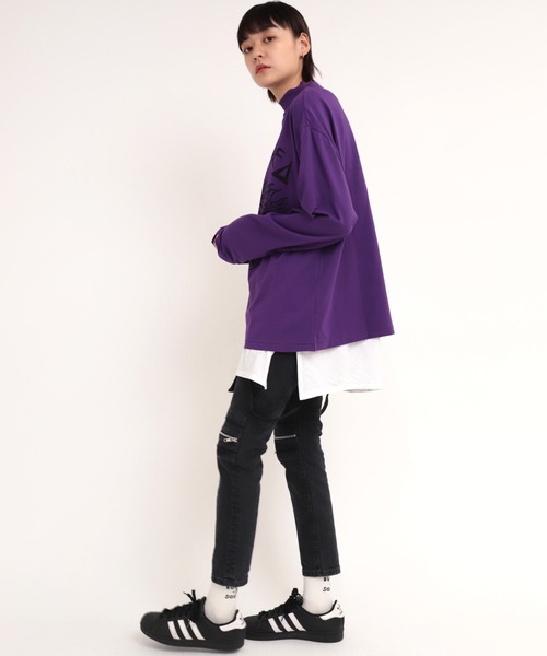 RNA（アールエヌエー）の「M1772 ダイナソー＆スネークハイネックロンＴ（Tシャツ/カットソー・レディース・ホワイト/ブラック/パープル・MEDIUM）」の6枚目の写真