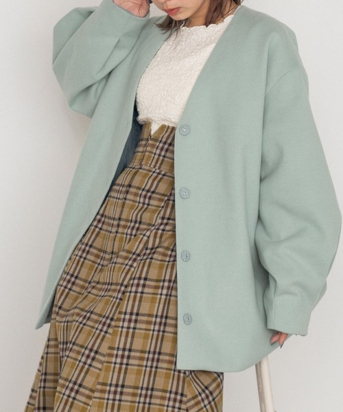 w closet（ダブルクローゼット）の「【新色追加】Vネックショートコート（ノーカラージャケット・レディース・ミント/モカ/キナリ/ライム・FREE）」の16枚目の写真