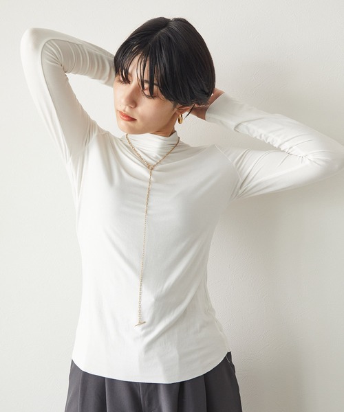 ECRIRE（エクリール）の「ボトルネックカットソー（Tシャツ/カットソー・レディース・オフホワイト/ブラウン/カーキ/アイボリー/ブラック・M）」の9枚目の写真