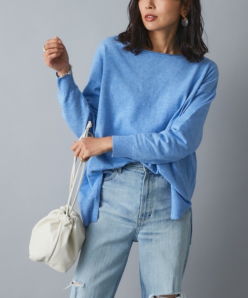 RIVE DROITE(リヴドロワ)の「自然な抜け感を演出 ハイゲージスリットワイドニット(ニット/セーター・レディース・ライトグレー/オフホワイト/サックスブルー・FREE)」の3枚目の写真