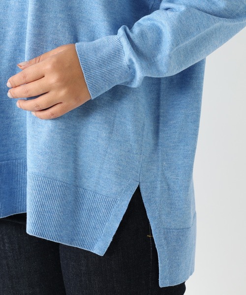 RIVE DROITE(リヴドロワ)の「自然な抜け感を演出 ハイゲージスリットワイドニット(ニット/セーター・レディース・ライトグレー/オフホワイト/サックスブルー・FREE)」の18枚目の写真