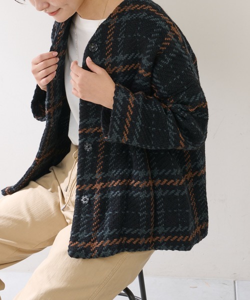 John branigan(ジョンブラニガン)の「【JOHN BRANIGAN】チェックショートコート(ノーカラーコート・レディース・ブラウン/ブラック・FREE)」の2枚目の写真
