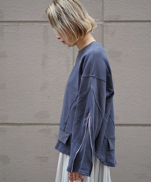 AULA AILA（アウラアイラ）の「AULA AILA（アウラ アイラ）別注レイヤードプルオーバー（Tシャツ/カットソー・レディース・チャコールグレー/オフホワイト・0）」の15枚目の写真