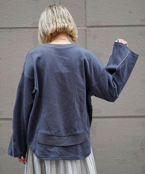 AULA AILA（アウラアイラ）の「AULA AILA（アウラ アイラ）別注レイヤードプルオーバー（Tシャツ/カットソー・レディース・チャコールグレー/オフホワイト・0）」の6枚目の写真