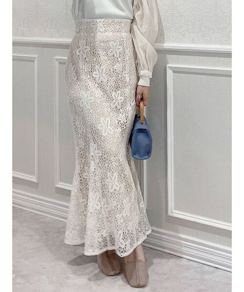 dazzlin（ダズリン）の「ハイウエストレースマーメイドスカート（スカート・レディース・オフホワイト/ブルー/ブラウン・SMALL/MEDIUM）」の8枚目の写真