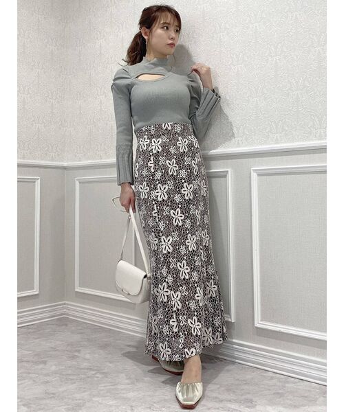 dazzlin（ダズリン）の「ハイウエストレースマーメイドスカート（スカート・レディース・オフホワイト/ブルー/ブラウン・SMALL/MEDIUM）」の7枚目の写真