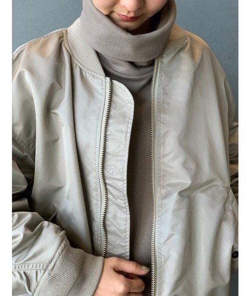 Alpha Industries(アルファインダストリーズ)の「MA-1/ALPHA別注/ブルゾン(ナイロンジャケット・レディース・ライトグレー/ブラック・S size/M size/L size)」の10枚目の写真