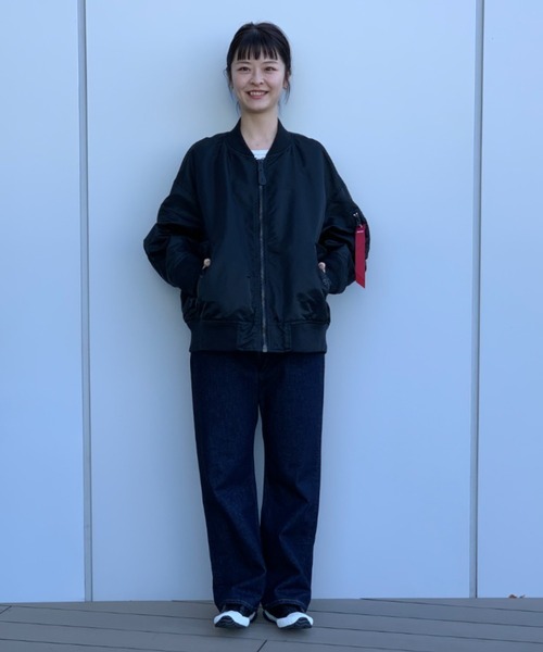 Alpha Industries(アルファインダストリーズ)の「MA-1/ALPHA別注/ブルゾン(ナイロンジャケット・レディース・ライトグレー/ブラック・S size/M size/L size)」の11枚目の写真