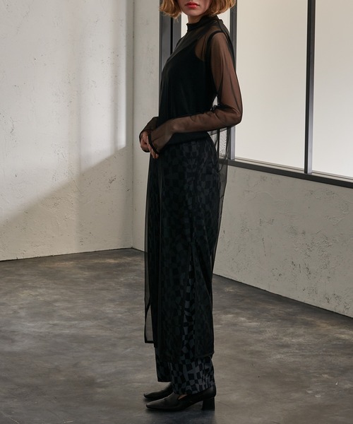 Ezick（エジック）の「シアーパイピングレイヤードワンピース（ワンピース・レディース・ホワイト/ブラック・FREE）」の4枚目の写真