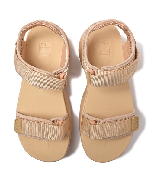 FILA（フィラ）の「ディスラプター ウェッジ サンダル2 / Disruptor Wedge Sandal 2 / 厚底サンダル（サンダル・レディース・ベージュ/ホワイト/ブラック・23.0cm/24.0cm/25.0cm/22.0cm）」の21枚目の写真