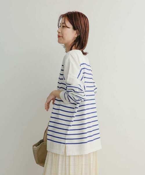 URBAN RESEARCH DOORS（アーバンリサーチドアーズ）の「パネルボーダーボートネックカットソー（Tシャツ/カットソー・レディース・ネイビー/ピンク/グリーン/ロイヤルブルー・1）」の16枚目の写真