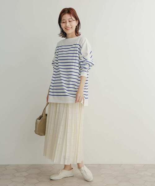 URBAN RESEARCH DOORS（アーバンリサーチドアーズ）の「パネルボーダーボートネックカットソー（Tシャツ/カットソー・レディース・ネイビー/ピンク/グリーン/ロイヤルブルー・1）」の14枚目の写真