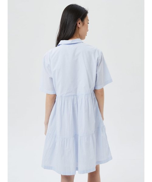 GAP(ギャップ)の「ティアード ミニ シャツワンピース(ワンピース・レディース・ホワイト/ホワイト×ブルー/ブラック/ベージュ・S/M/L/XS/XXS)」の7枚目の写真