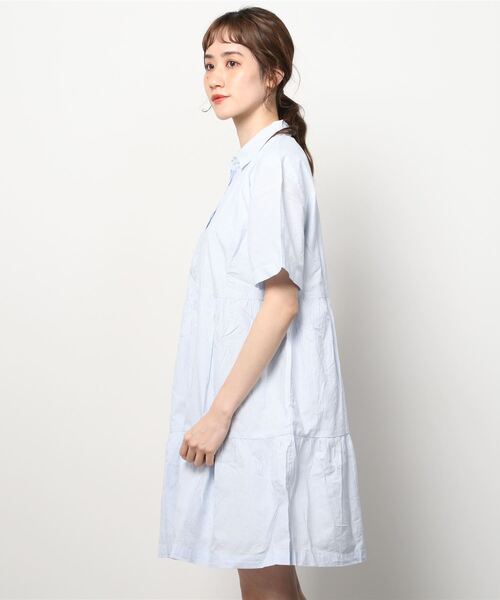 GAP(ギャップ)の「ティアード ミニ シャツワンピース(ワンピース・レディース・ホワイト/ホワイト×ブルー/ブラック/ベージュ・S/M/L/XS/XXS)」の14枚目の写真