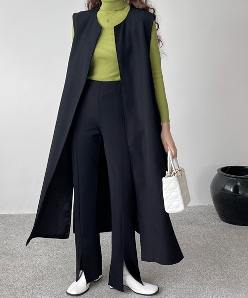 emi+(エミプラス)の「サイドスリットロングベスト ジレ(ベスト・レディース・ブラック/アイボリー/ブルー/チャコールグレー/ブラウン/カーキ/ベージュ・FREE)」の11枚目の写真