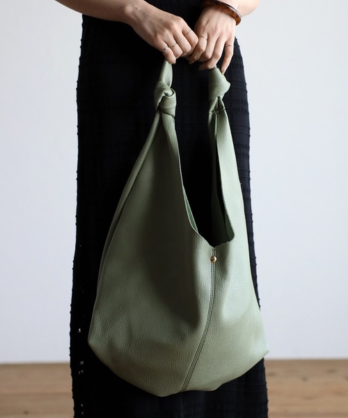 ap retro（アプレトロ）の「トライアングルトートバッグ　ポーチ付（トートバッグ・レディース・ブラック/ライトベージュ/ベージュ/ブラウン/グリーン/ホワイト・FREE）」の22枚目の写真