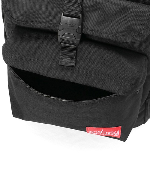 Manhattan Portage(マンハッタンポーテージ)の「Cadman Backpack(バックパック/リュック・メンズ・ブラック・LARGE)」の3枚目の写真