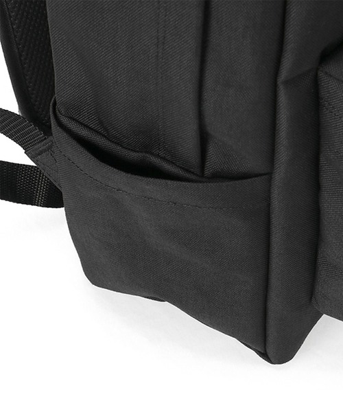 Manhattan Portage(マンハッタンポーテージ)の「Cadman Backpack(バックパック/リュック・メンズ・ブラック・LARGE)」の6枚目の写真