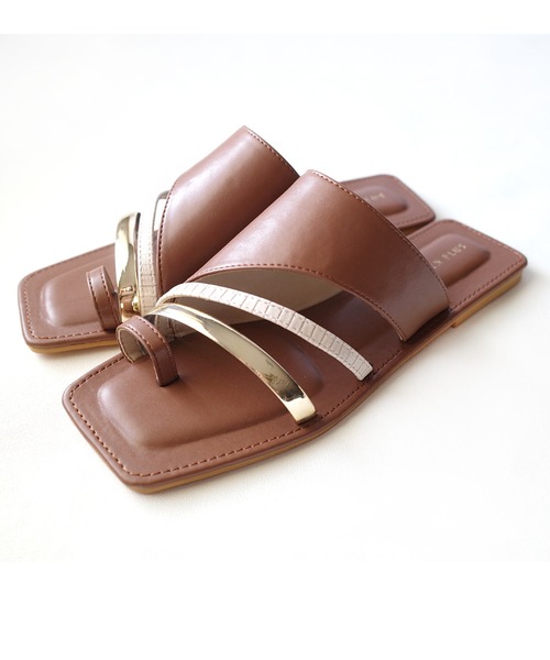 AmiAmi（アミアミ）の「スクエアトゥトリプルラインサンダル（サンダル・レディース・ブラック/ブラウン/イエロー/アイボリー・LL/S/M/L）」の15枚目の写真