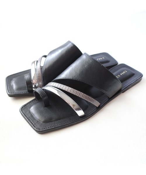 AmiAmi（アミアミ）の「スクエアトゥトリプルラインサンダル（サンダル・レディース・ブラック/ブラウン/イエロー/アイボリー・LL/S/M/L）」の14枚目の写真