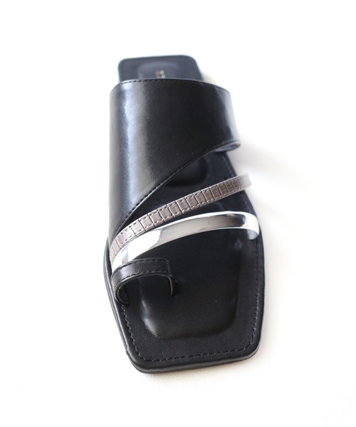 AmiAmi（アミアミ）の「スクエアトゥトリプルラインサンダル（サンダル・レディース・ブラック/ブラウン/イエロー/アイボリー・LL/S/M/L）」の18枚目の写真