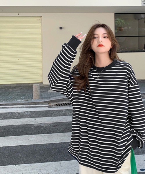 VitaFelice(ヴィータフェリーチェ)の「ボーダー長袖ベーシックロンT 春服(Tシャツ/カットソー・レディース・ブラック/ブルー/キャメル/ホワイト/グレー・FREE)」の15枚目の写真
