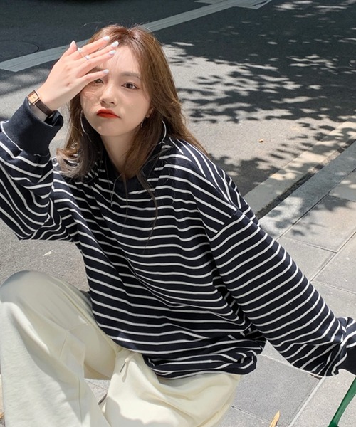 VitaFelice(ヴィータフェリーチェ)の「ボーダー長袖ベーシックロンT 春服(Tシャツ/カットソー・レディース・ブラック/ブルー/キャメル/ホワイト/グレー・FREE)」の21枚目の写真
