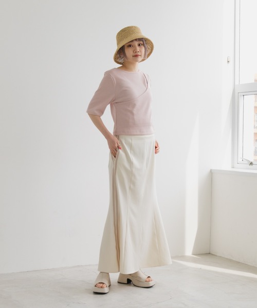 Kastane(カスタネ)の「カットアウトTee(Tシャツ/カットソー・レディース・ブラック/ピンク/グリーン/オフホワイト・FREE)」の8枚目の写真