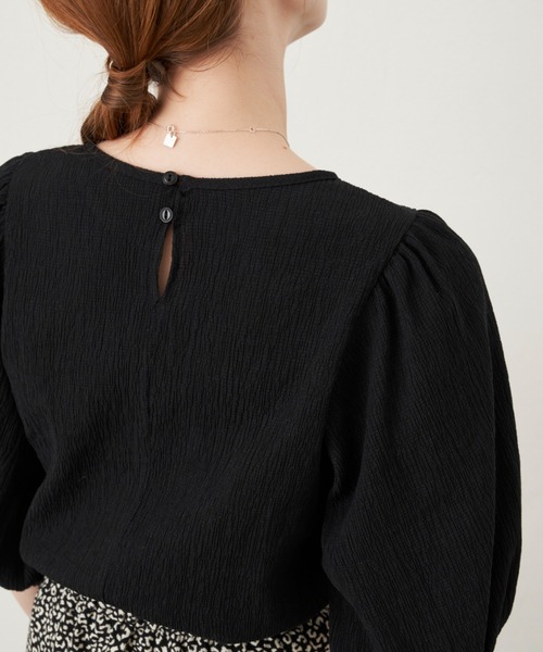 hinari（ヒナリ）の「パフスリーブシャーリングブラウス（Tシャツ/カットソー・レディース・アイボリー/ブラック/オリーブ/ベージュ/チャコールグレー・FREE）」の15枚目の写真