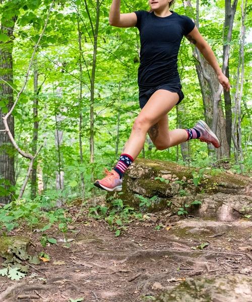 DARN TOUGH VERMONT(ダーンタフバーモント)の「【MADE IN USA】 DARN TOUGH ダーンタフ Ms 1037 パトリオットマイクロクルー ウルトラライトウェイト(ソックス/靴下・メンズ・A・MEDIUM/LARGE)」の6枚目の写真