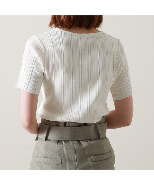 Cheek（チーク）の「デコルテスリット半袖ニット（ニット/セーター・レディース・ベージュ/ネイビー/オフホワイト/グリーン・MEDIUM）」の12枚目の写真