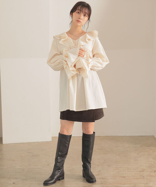 BeAMS DOT（ビームスドット）の「【WEB限定】BeAMS DOT / ボリュームフリル ブラウス（シャツ/ブラウス・レディース・グリーン/ホワイト系その他5/イエロー系その他5・FREE）」の8枚目の写真