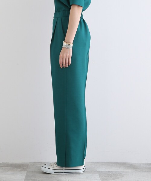 INDIVI（インディヴィ）の「◆【洗える/UVケア/SETUP可能】裾スリットセミワイドパンツ（その他パンツ・レディース・チャコールグレー/ダークグリーン/ネイビー・03/05/12/13/15 /17/34/36/38/40/42/19）」の16枚目の写真