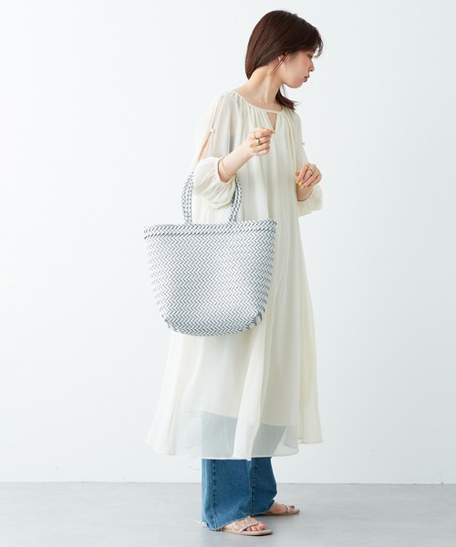 natural couture（ナチュラルクチュール）の「さりげない肌見せが魅力 シアー楊柳スリットデザインワンピース（ワンピース・レディース・オフホワイト/ブラウン/グリーン/ピンク・LARGE/FREE）」の7枚目の写真