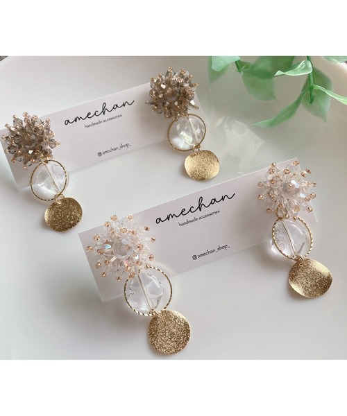 tone（トーン）の「【amechan】ビーズフラワー×　満月（ピアス）(MA)（ピアス（両耳用）・レディース・クリア/グレー/ボルドー/ブラウン/ブルー/レッド/グリーン/ピンク・FREE）」の8枚目の写真
