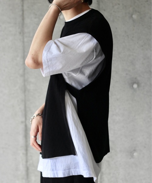 y/m by れぽすけ(イムバイレポスケ)の「サイドベルトプリーツベスト(ベスト・メンズ・ブラック/ベージュ・FREE)」の13枚目の写真