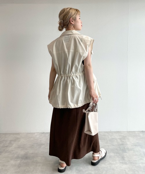 w closet（ダブルクローゼット）の「オープンカラーミリタリーベスト