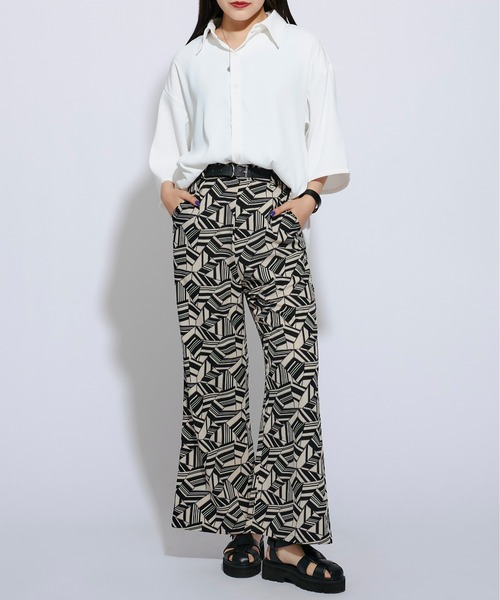 Ellno Loset(エルノロゼット)の「アブストラクトフレアパンツ(その他パンツ・メンズ・ブラック/ブルー・SMALL/MEDIUM/LARGE)」の19枚目の写真